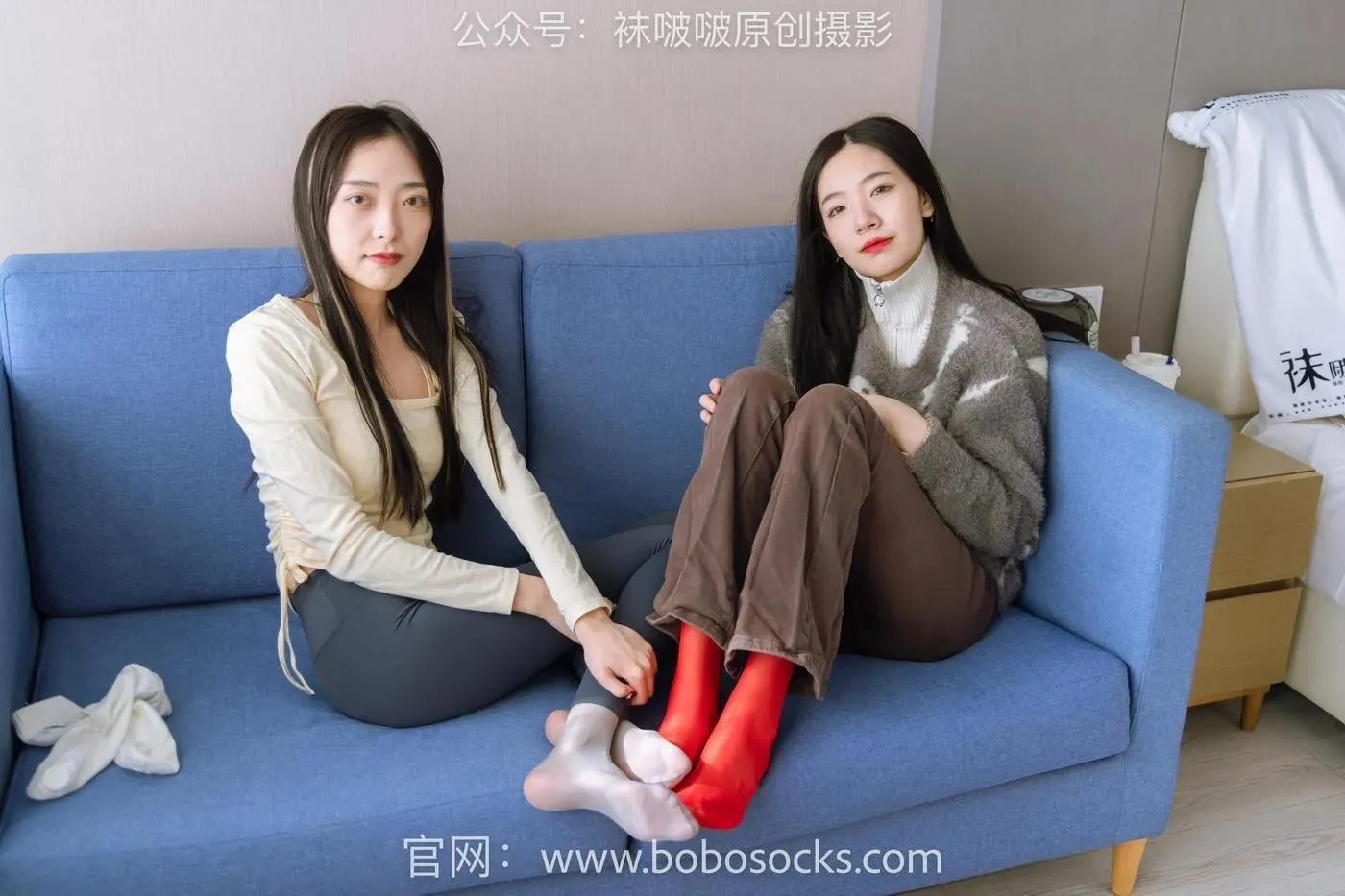 [BoBoSocks袜啵啵]NO.166 小甜豆稚予-板鞋、运动鞋、高跟鞋、白棉袜、蓝丝 [142P]插图1